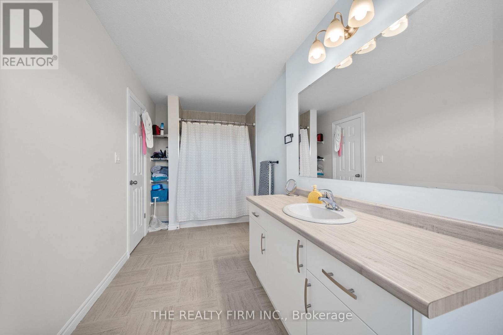 376 Bradshaw Drive, Stratford, Ontario  N5A 0K2 - Photo 28 - X12407404