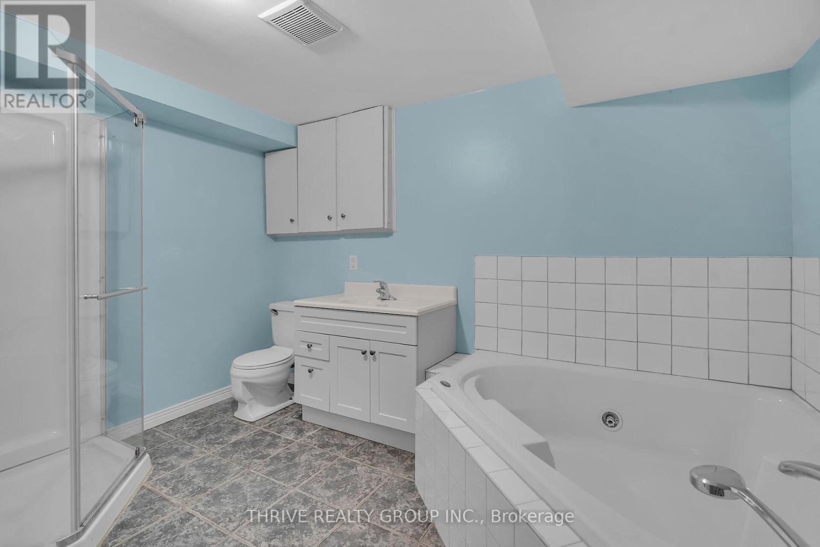 663 Woodcrest Boulevard, London South, Ontario  N6K 1P8 - Photo 30 - X12407411