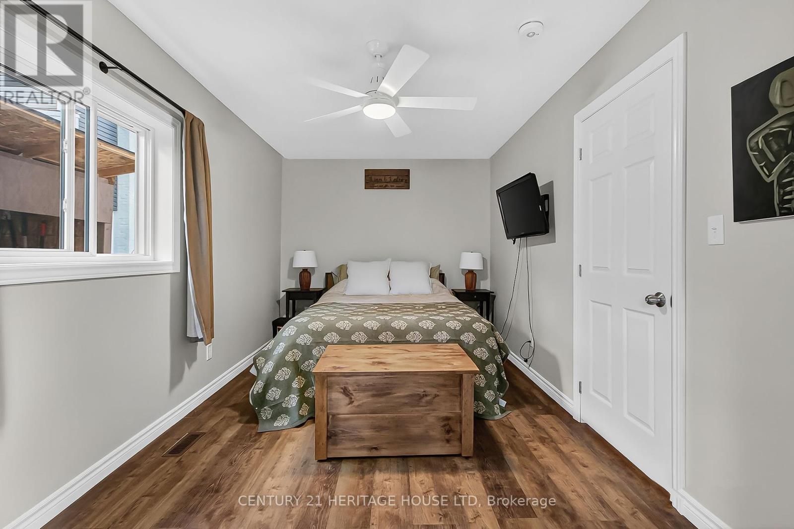 61 Regent Street S, St. Thomas, Ontario  N5R 2A4 - Photo 19 - X12407420