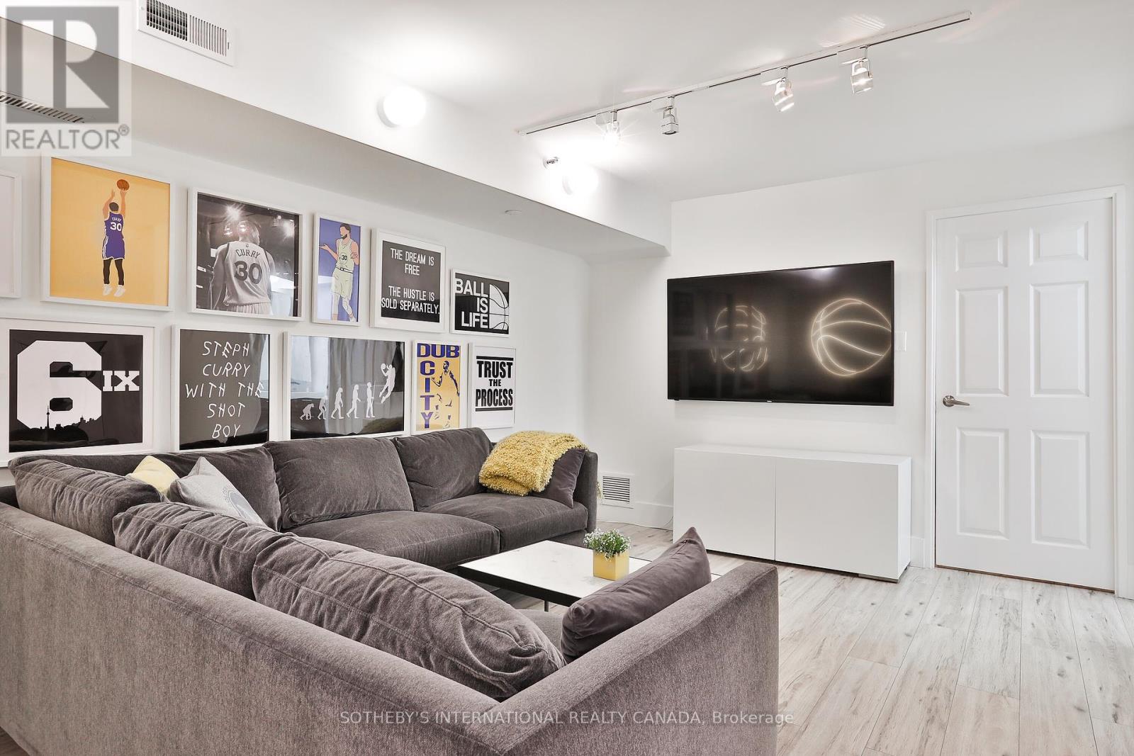 A9 - 142 Pears Avenue, Toronto, Ontario  M5R 1T2 - Photo 26 - C12407256