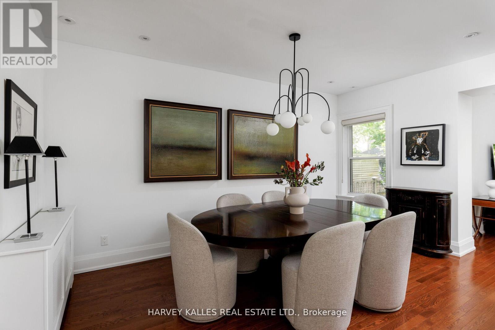 8 Edgewood Crescent, Toronto (Rosedale-Moore Park), Ontario  M4W 3A9 - Photo 9 - C12407278