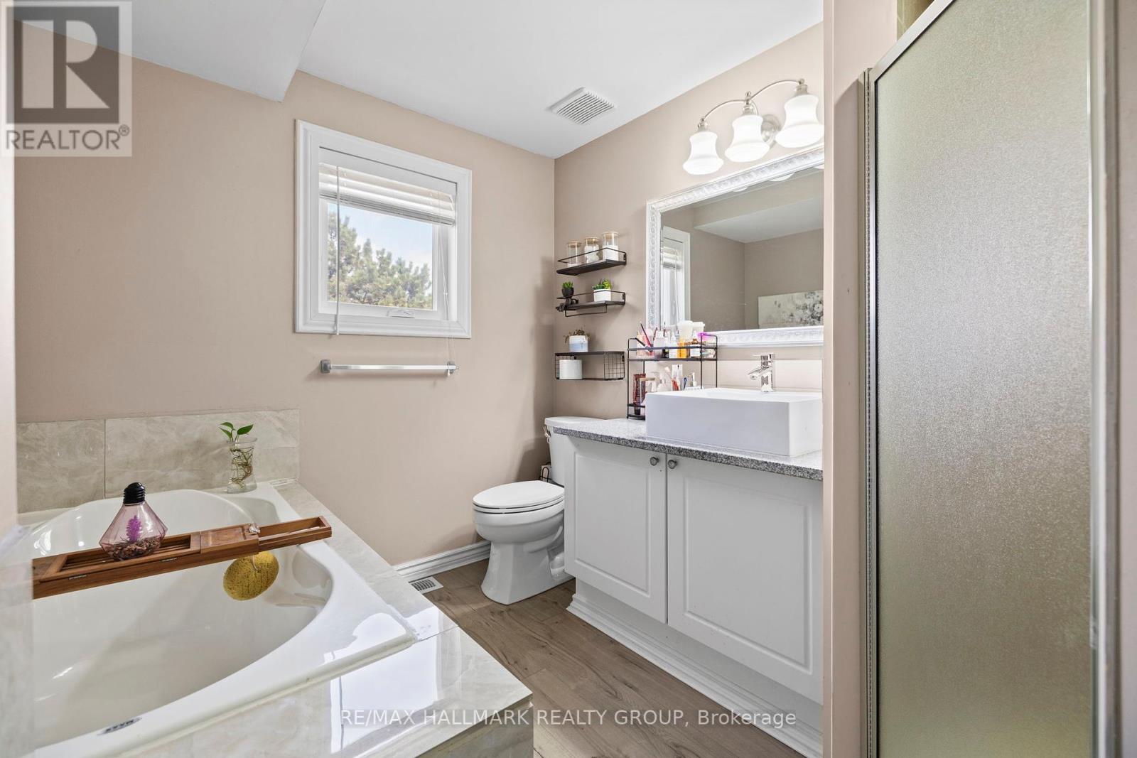 1951 Ashmont Street, Ottawa, Ontario  K1C 7B9 - Photo 24 - X12407343