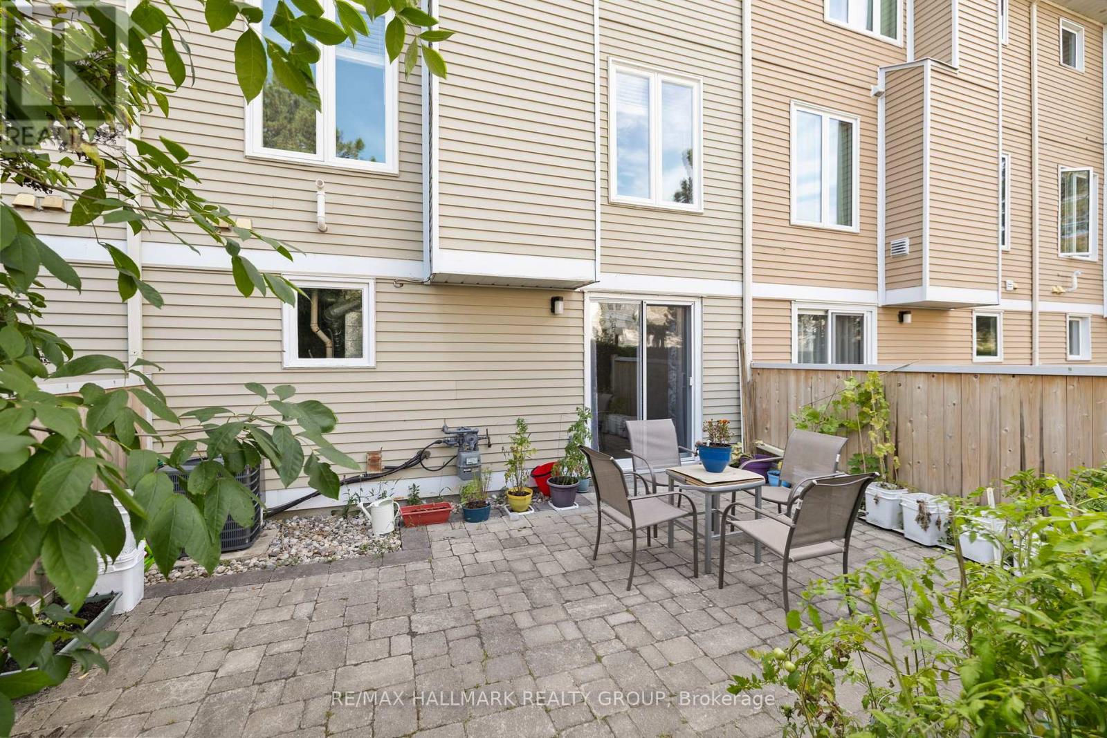 1951 Ashmont Street, Ottawa, Ontario  K1C 7B9 - Photo 29 - X12407343