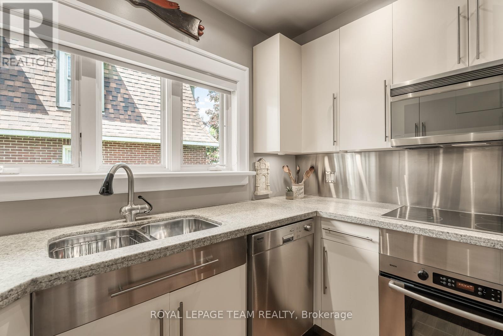 228 Rideau Terrace, Ottawa, Ontario  K1M 0Z2 - Photo 9 - X12407374