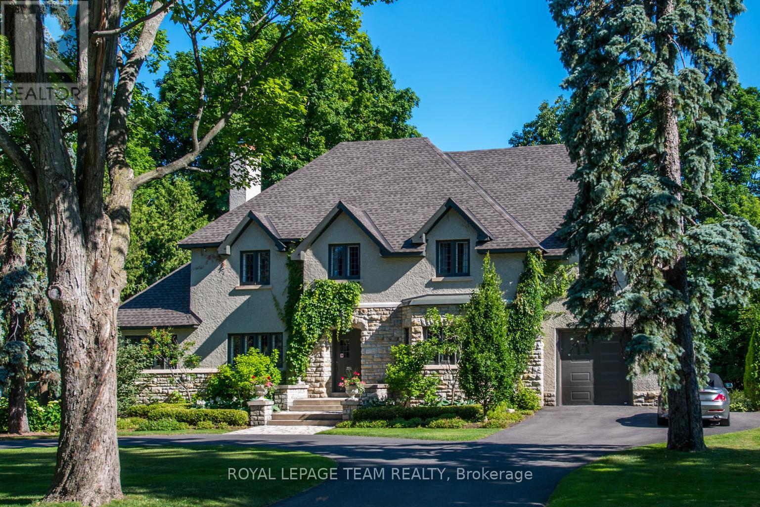 251 PARK ROAD, Ottawa, Ontario