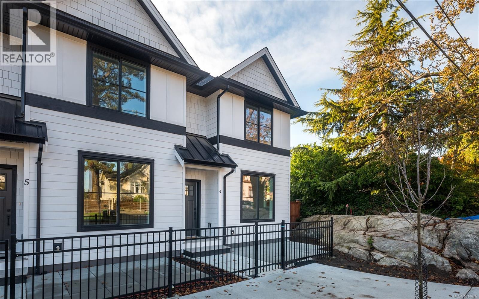 4 820 Dunsmuir Rd, Esquimalt, British Columbia  V9A 5B7 - Photo 14 - 1014076