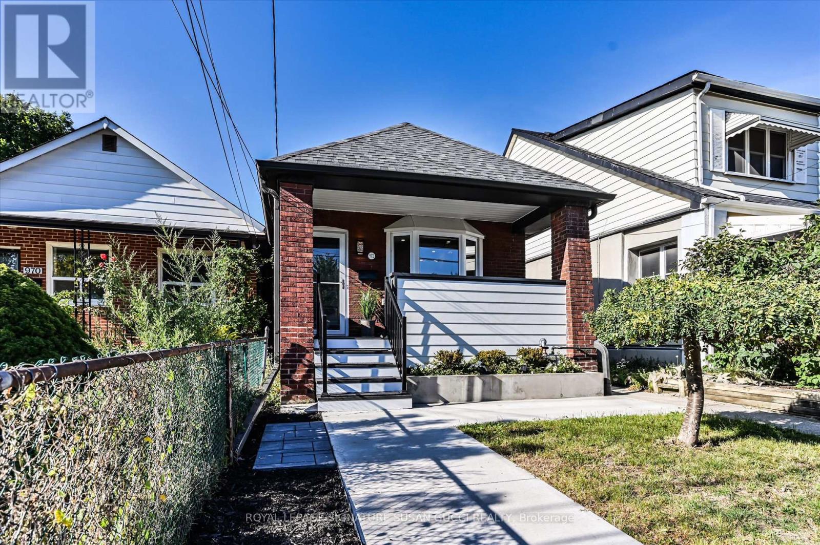 Property at 972 COSBURN AVENUE image 5