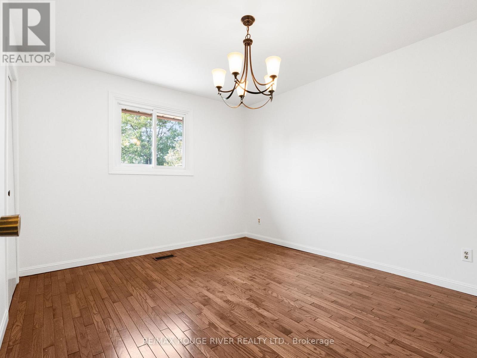 815 Westwood Drive, Cobourg, Ontario  K9A 4W1 - Photo 20 - X12396659