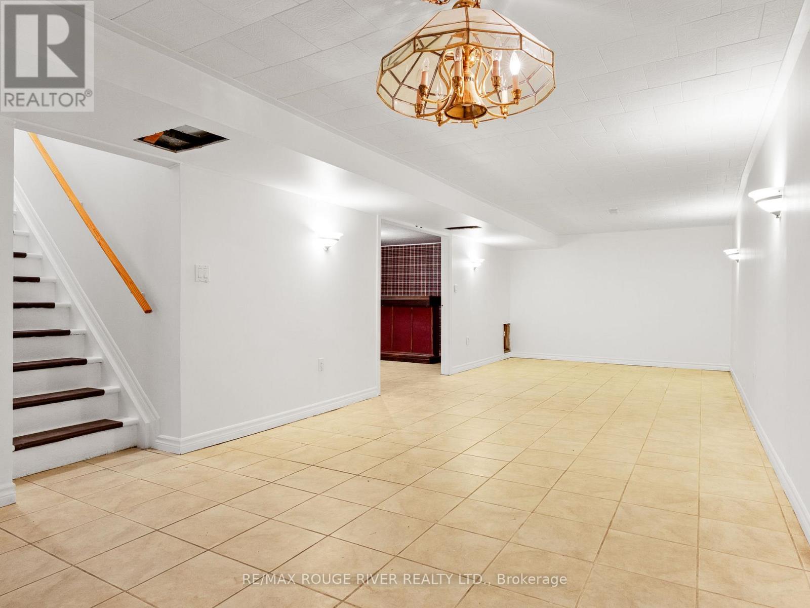 815 Westwood Drive, Cobourg, Ontario  K9A 4W1 - Photo 23 - X12396659