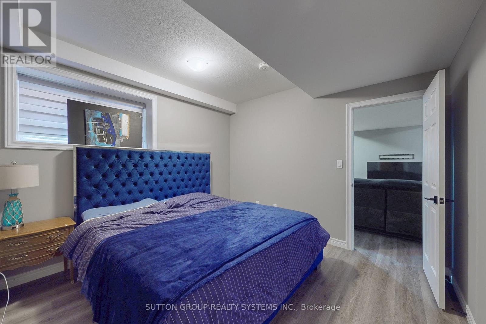 621 Florencedale Crescent, Kitchener, Ontario  N2R 0N4 - Photo 36 - X12396075
