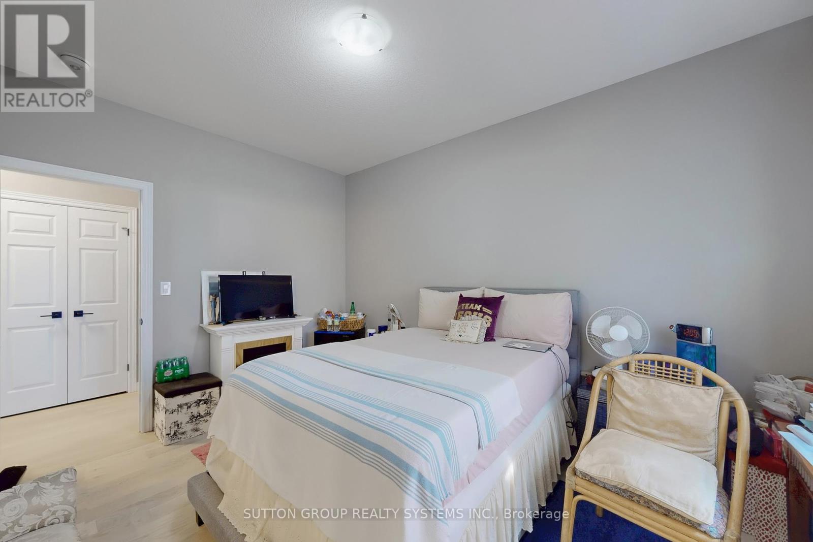621 Florencedale Crescent, Kitchener, Ontario  N2R 0N4 - Photo 22 - X12396075