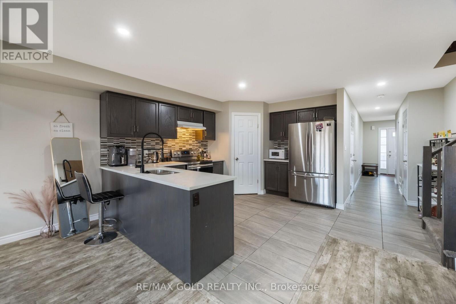 1357 Calais Drive, Woodstock, Ontario  N4T 0L8 - Photo 21 - X12404267