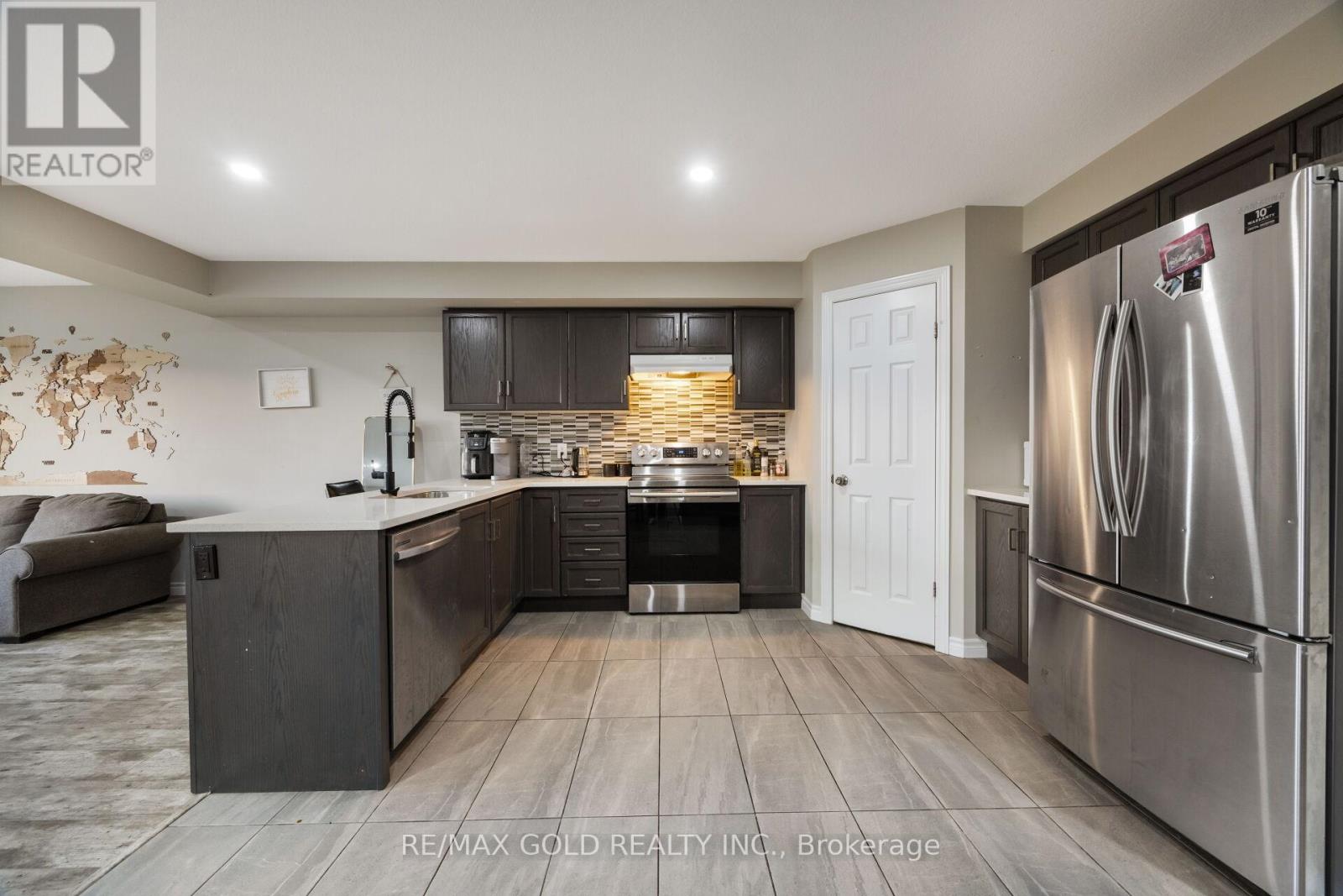 1357 Calais Drive, Woodstock, Ontario  N4T 0L8 - Photo 22 - X12404267