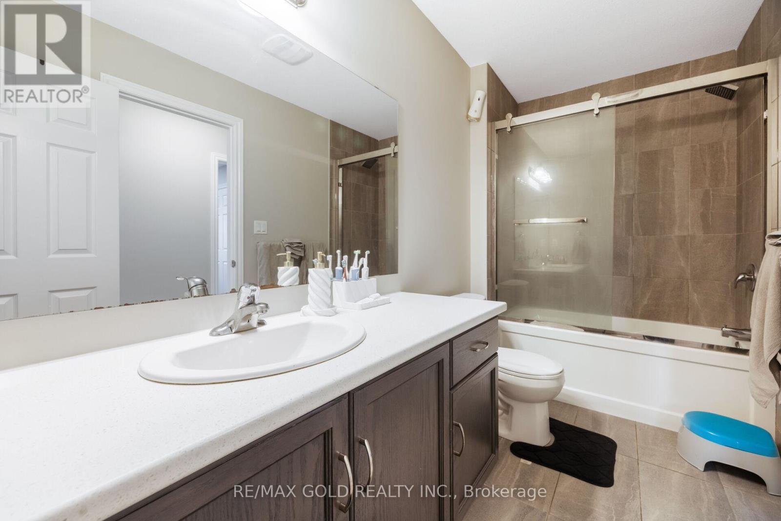 1357 Calais Drive, Woodstock, Ontario  N4T 0L8 - Photo 42 - X12404267