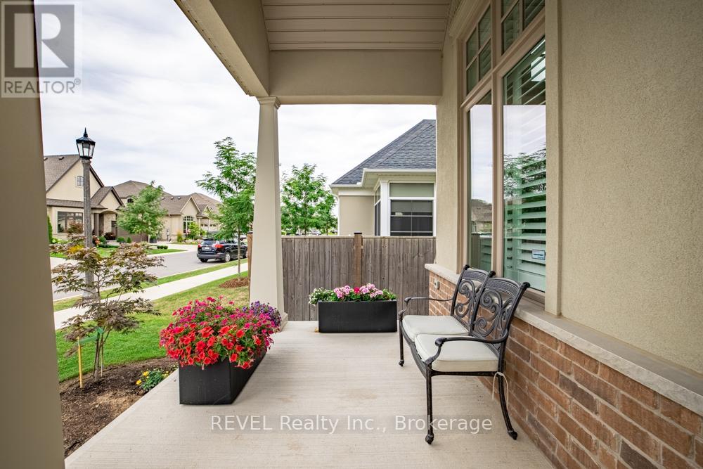 75 Millpond Road, Niagara-On-The-Lake, Ontario  L0S 1J0 - Photo 4 - X12407390