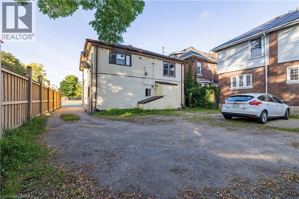 113 Brant Avenue Unit# 4, Brantford, Ontario  N3T 3H4 - Photo 13 - 40734533