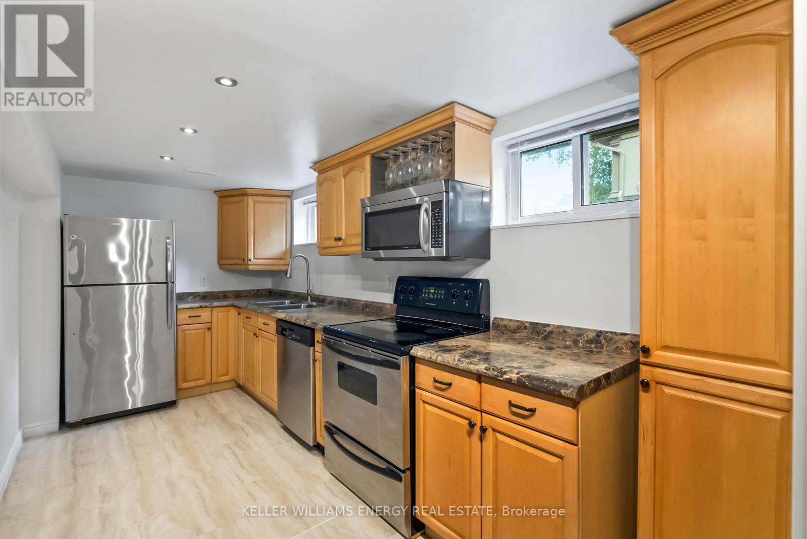 211 Severn Street, Oshawa, Ontario  L1J 6R6 - Photo 29 - E12407362