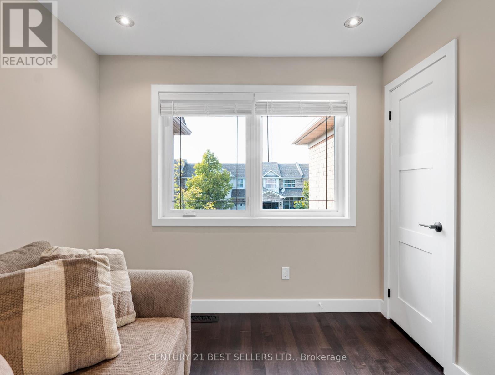643 Porter Way, Milton (Be Beaty), Ontario  L9T 5W2 - Photo 27 - W12406801