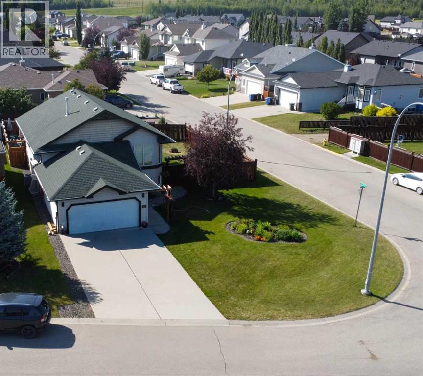 1112 2 Street Ne, Sundre, Alberta  T0M 1X0 - Photo 3 - A2256847