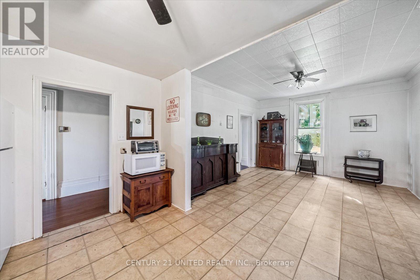 872 County Road 2, Otonabee-South Monaghan, Ontario  K0L 1B0 - Photo 11 - X12407434