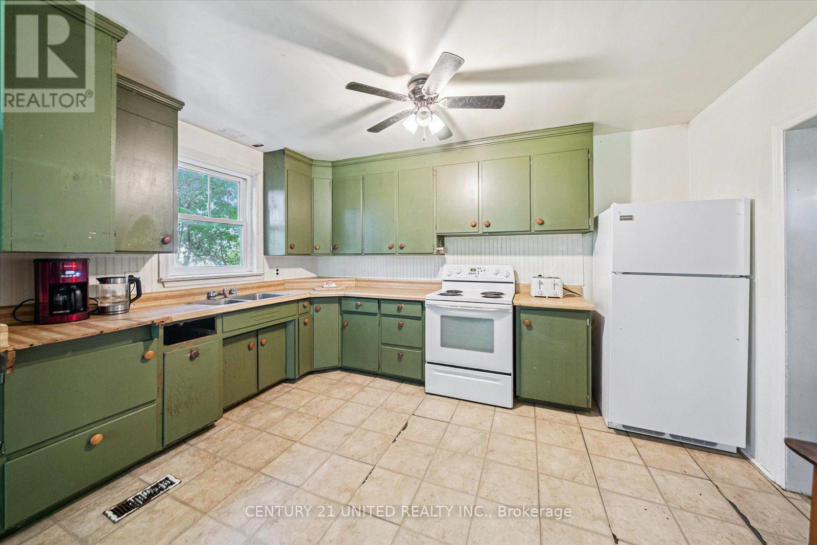 872 County Road 2, Otonabee-South Monaghan, Ontario  K0L 1B0 - Photo 13 - X12407434