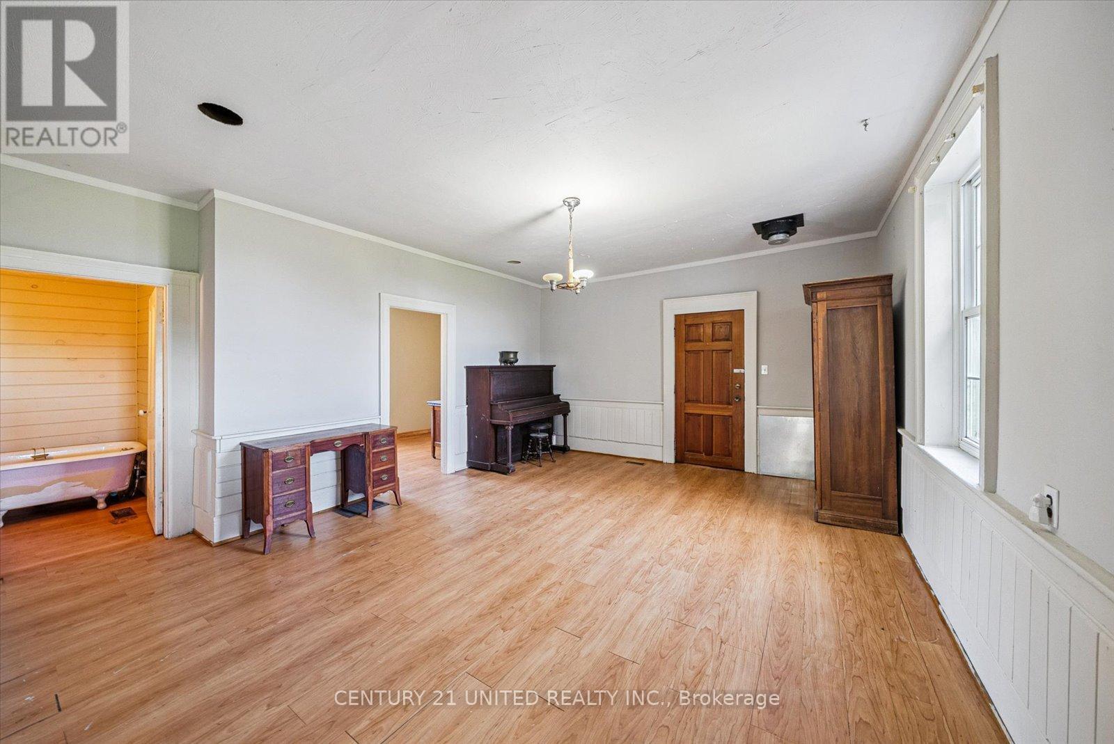 872 County Road 2, Otonabee-South Monaghan, Ontario  K0L 1B0 - Photo 16 - X12407434