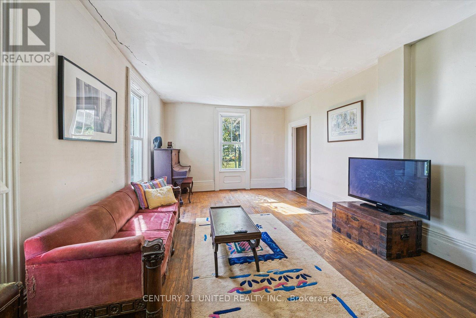 872 County Road 2, Otonabee-South Monaghan, Ontario  K0L 1B0 - Photo 7 - X12407434