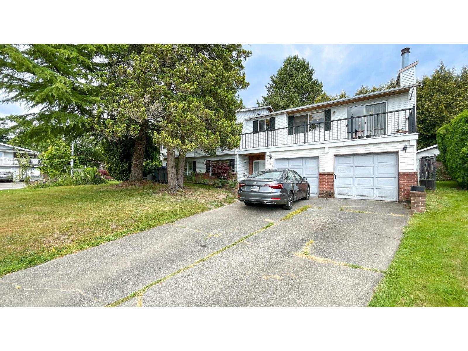 9392 139 STREET, Surrey, British Columbia