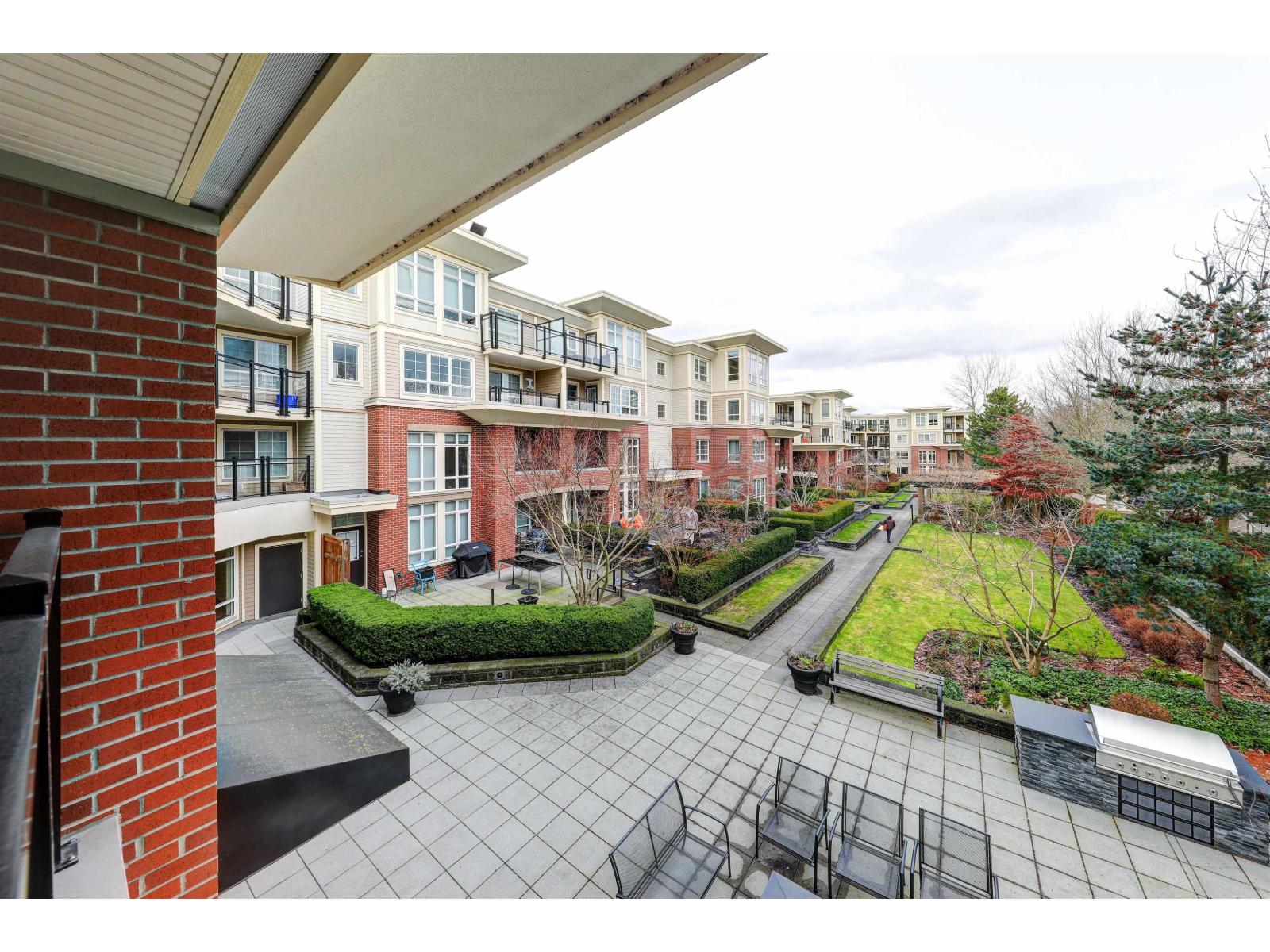 205 2940 King George Boulevard, Surrey, British Columbia  V3Z 0M8 - Photo 25 - R3048264