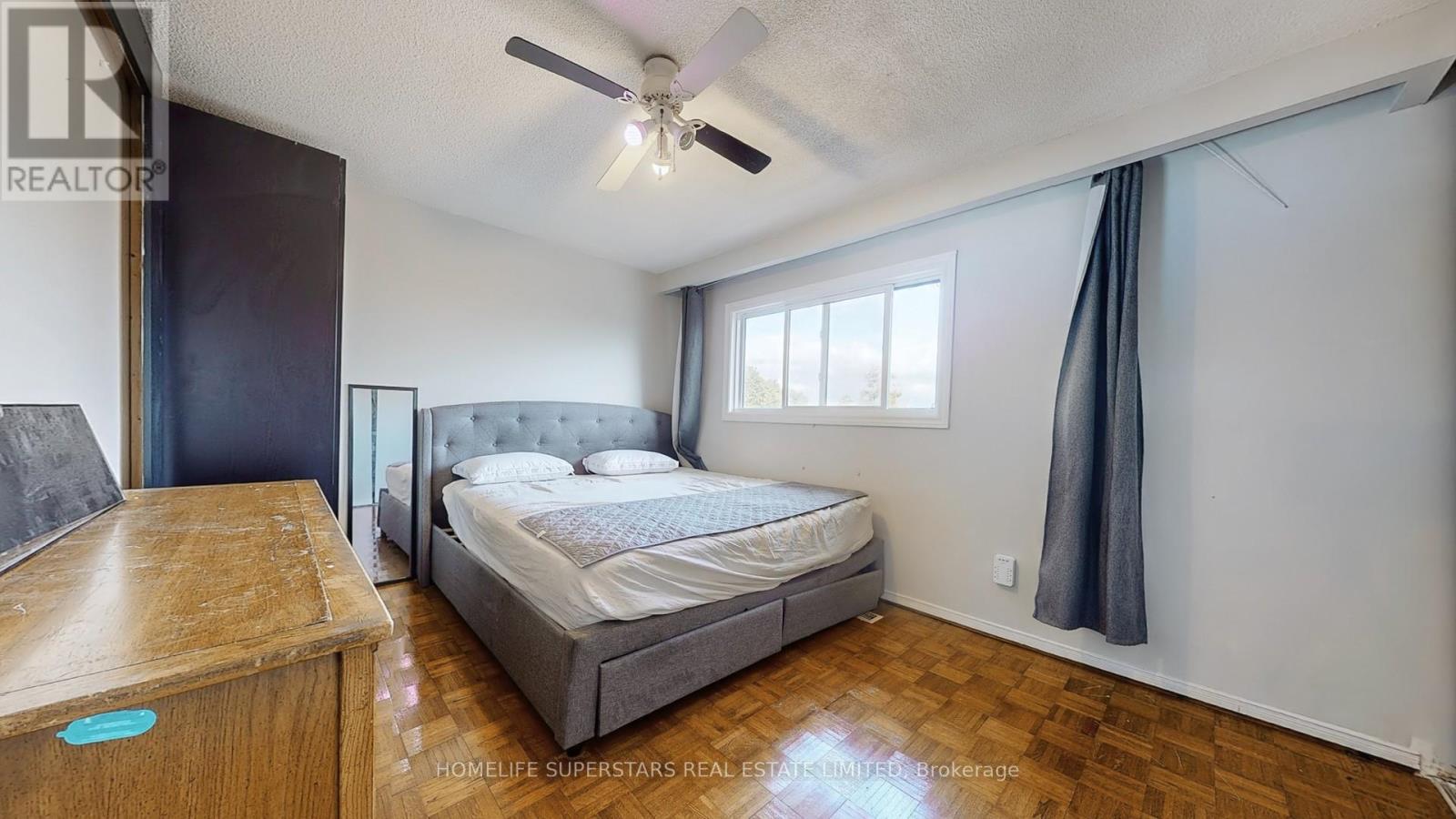 76 Collins Crescent, Brampton, Ontario  L6V 3N1 - Photo 20 - W12407253