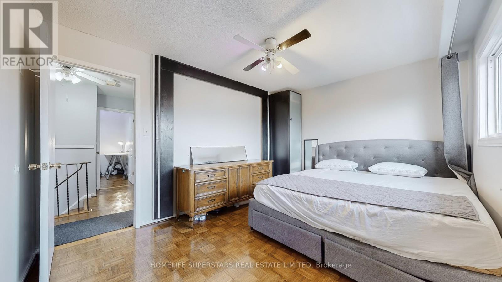 76 Collins Crescent, Brampton, Ontario  L6V 3N1 - Photo 22 - W12407253