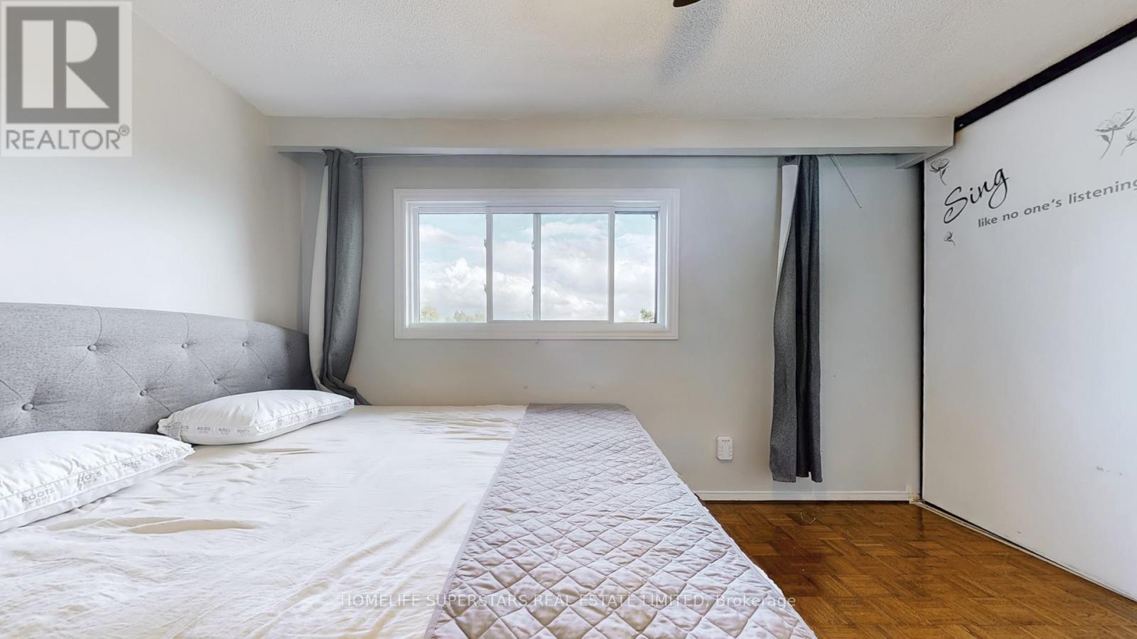 76 Collins Crescent, Brampton, Ontario  L6V 3N1 - Photo 23 - W12407253