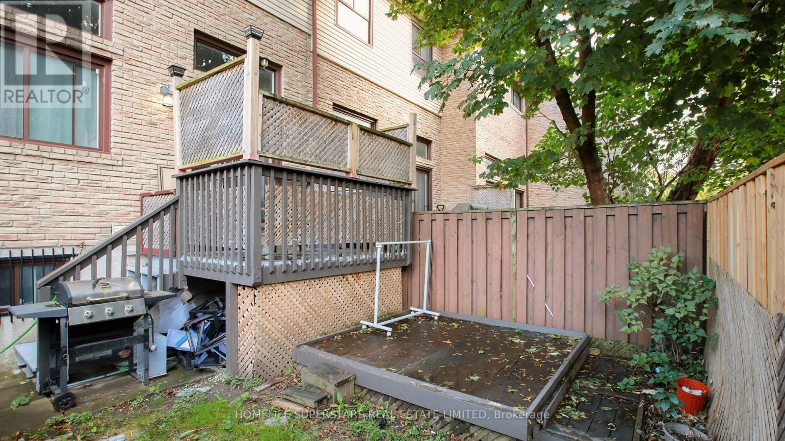 76 Collins Crescent, Brampton, Ontario  L6V 3N1 - Photo 37 - W12407253