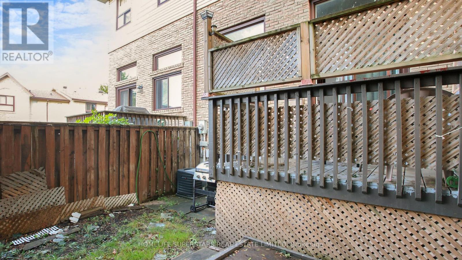 76 Collins Crescent, Brampton, Ontario  L6V 3N1 - Photo 38 - W12407253