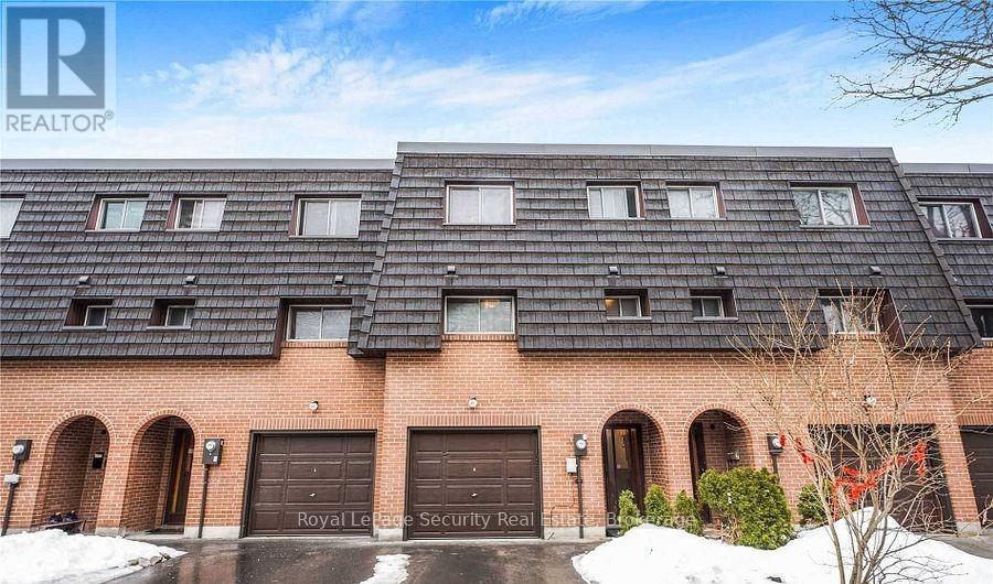 124 - 37 DARRAS COURT, Brampton, Ontario