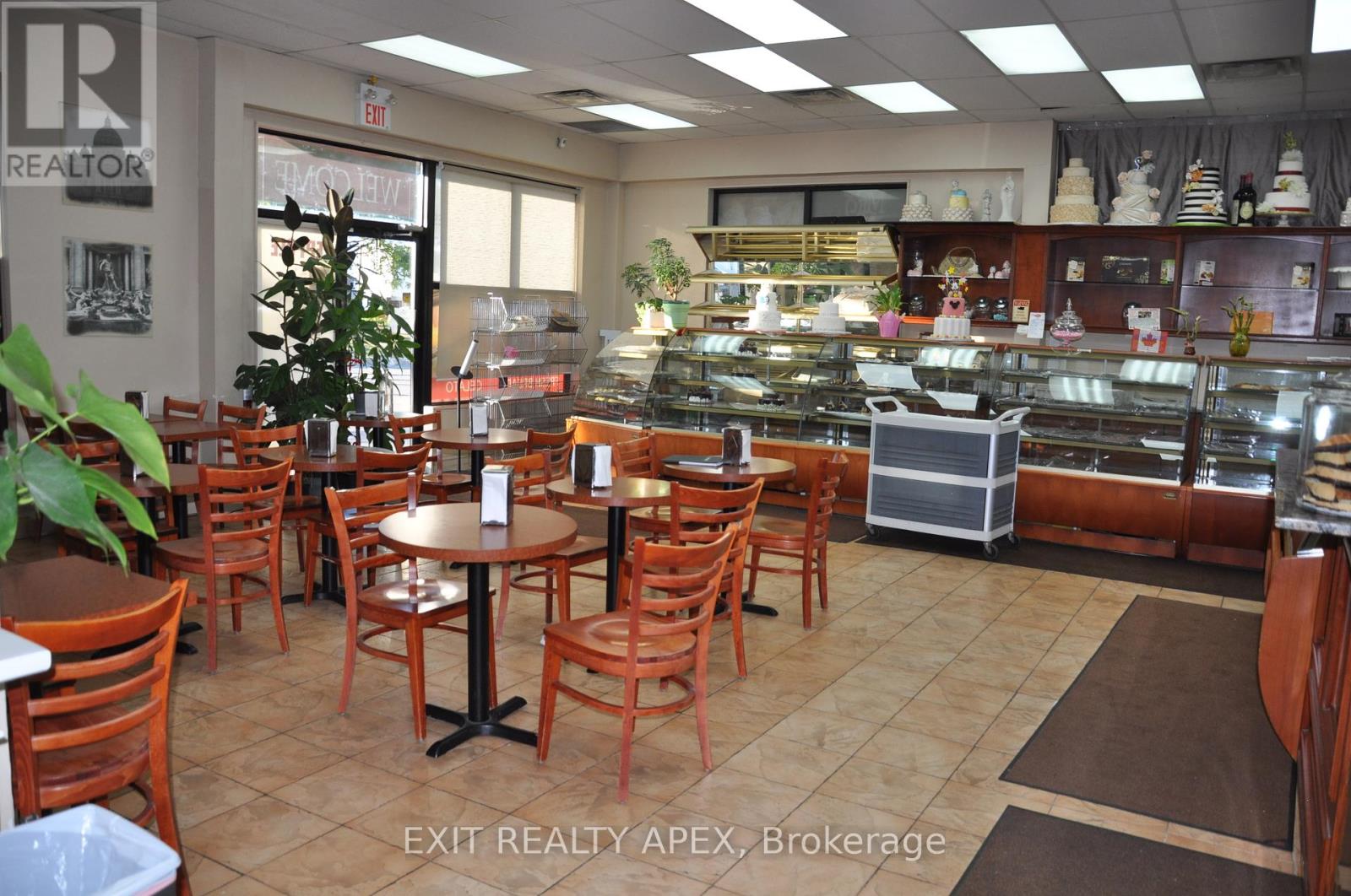 1 - 4910 Tomken Rd Road, Mississauga (Northeast), Ontario  L4W 1J8 - Photo 10 - W12407303