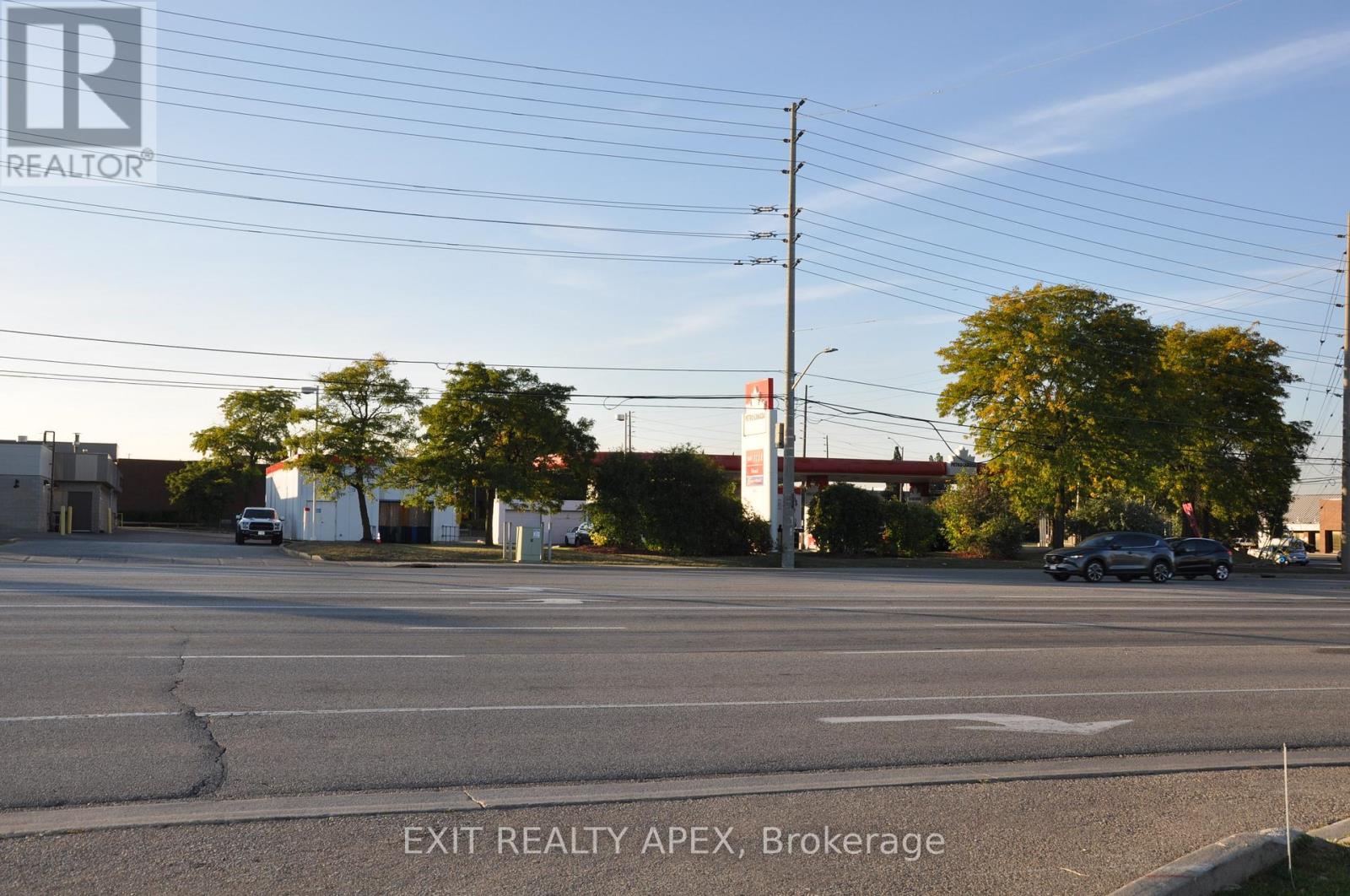 1 - 4910 Tomken Rd Road, Mississauga (Northeast), Ontario  L4W 1J8 - Photo 29 - W12407303