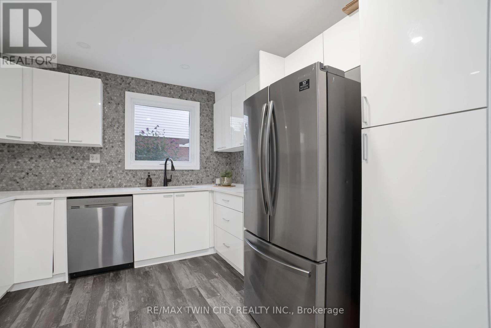 60 - 770 Fanshawe Park Road E, London North, Ontario  N5X 1L5 - Photo 14 - X12407252