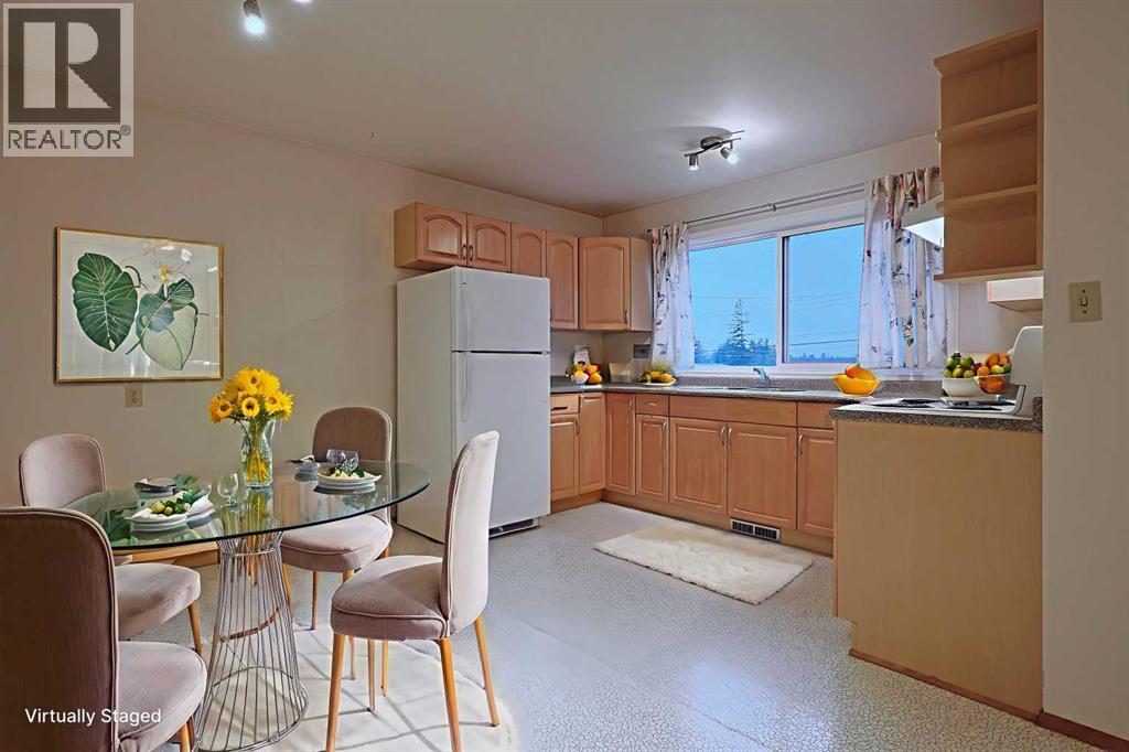 Property at 609 Mckinnon Drive NE image 3