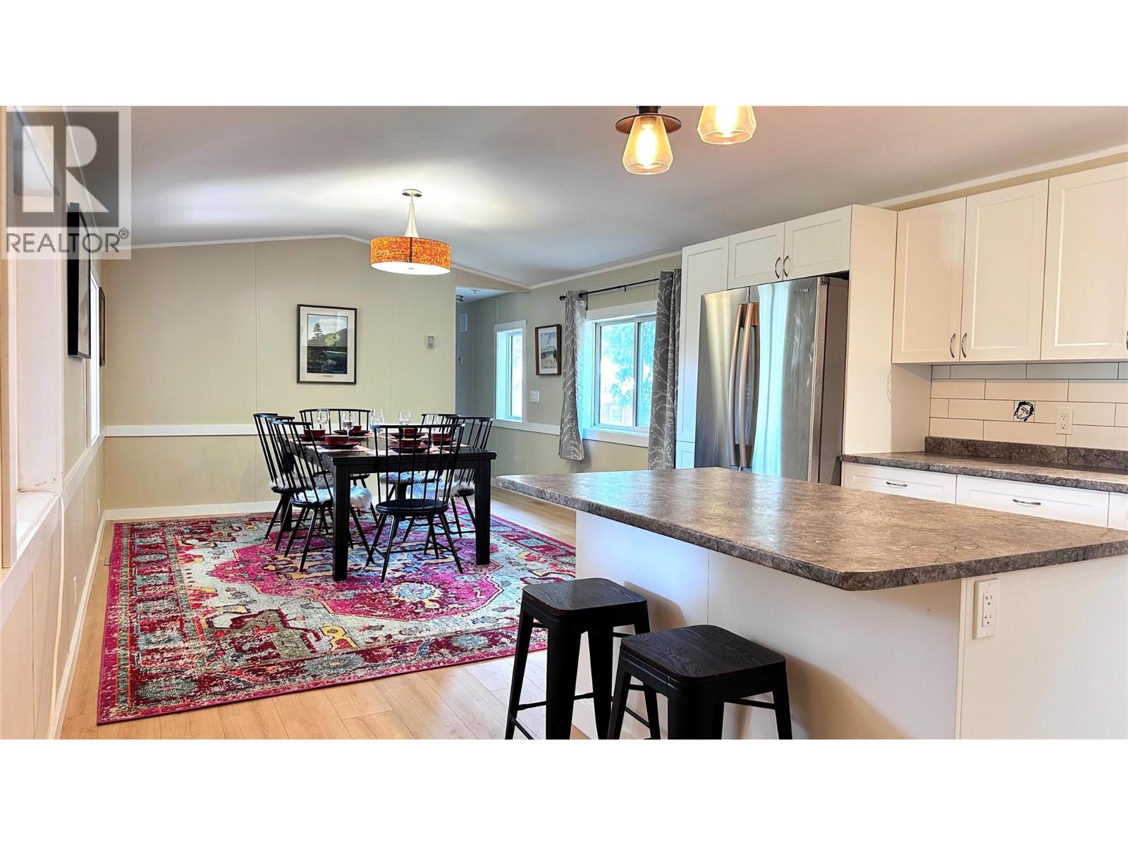 811 Victoria Street, New Denver, British Columbia  V0G 1M0 - Photo 4 - 10362366