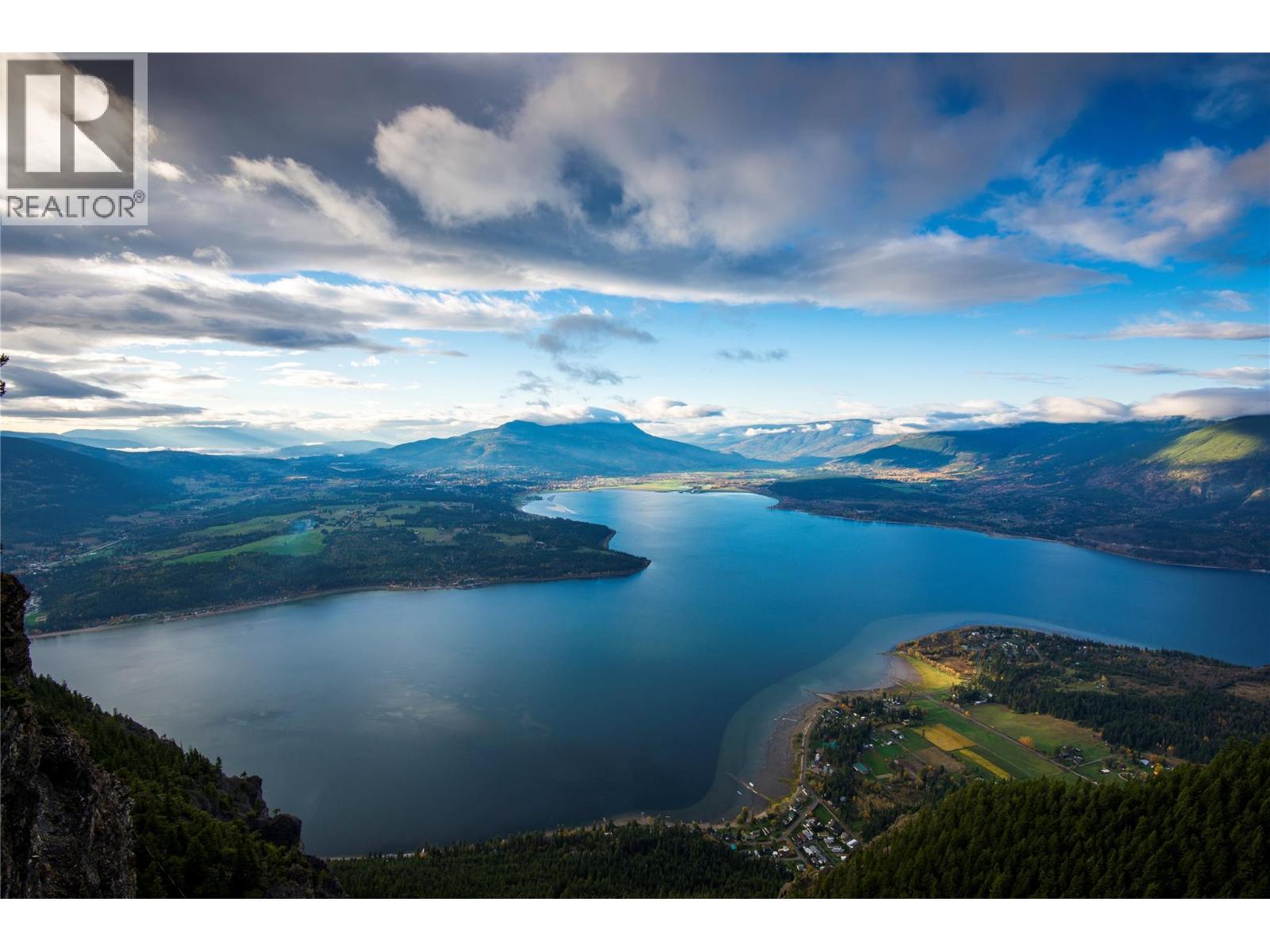 1910 11 Avenue Ne Unit# 4, Salmon Arm, British Columbia  V1E 2V5 - Photo 34 - 10362866