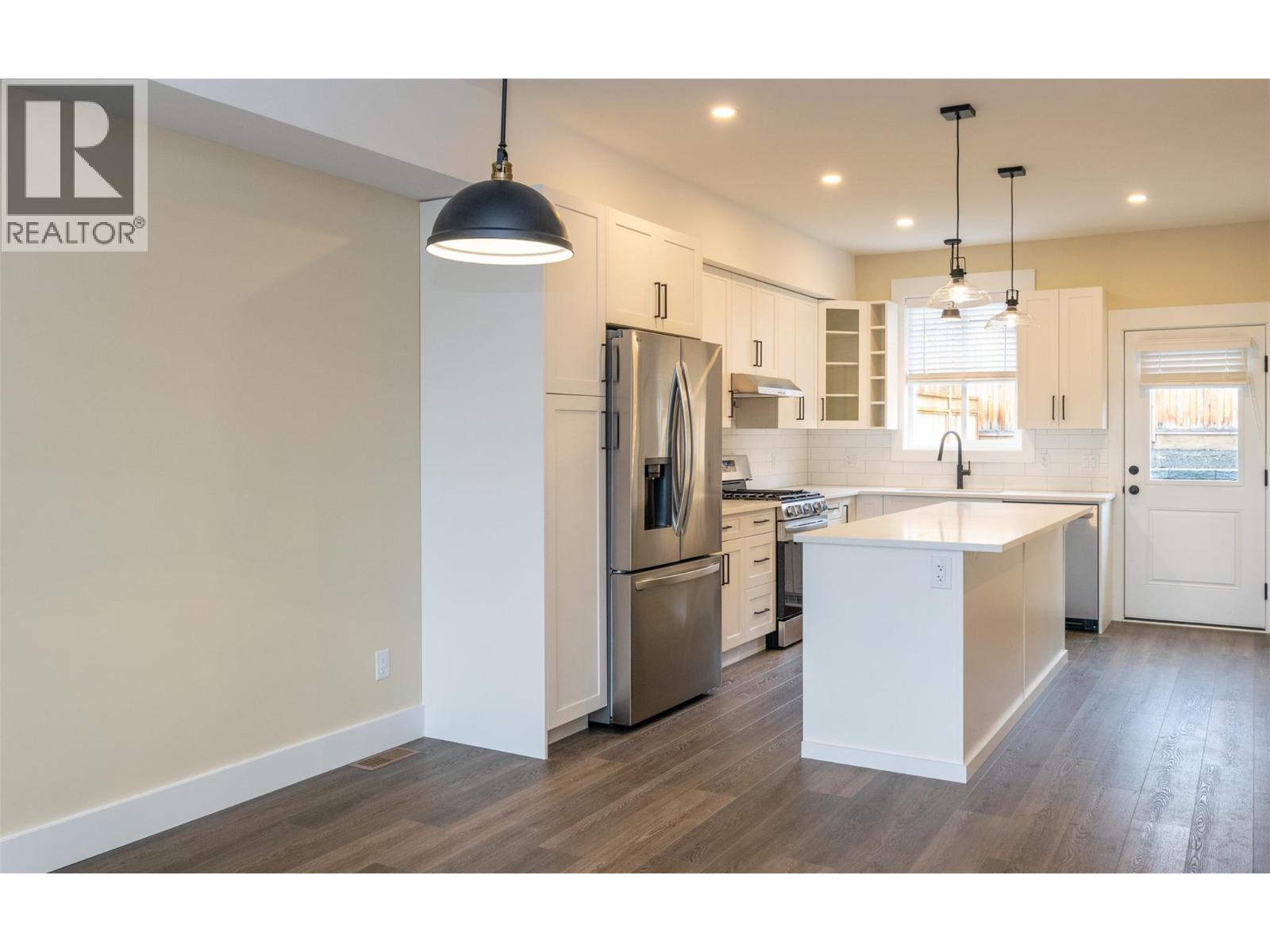 1910 11 Avenue Ne Unit# 4, Salmon Arm, British Columbia  V1E 2V5 - Photo 10 - 10362866