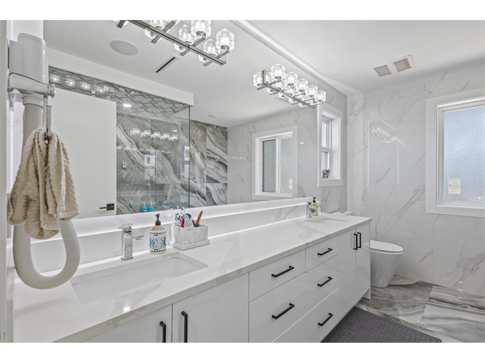 2128 Oakridge Crescent, Abbotsford, British Columbia  V2T 6A8 - Photo 33 - R3047920