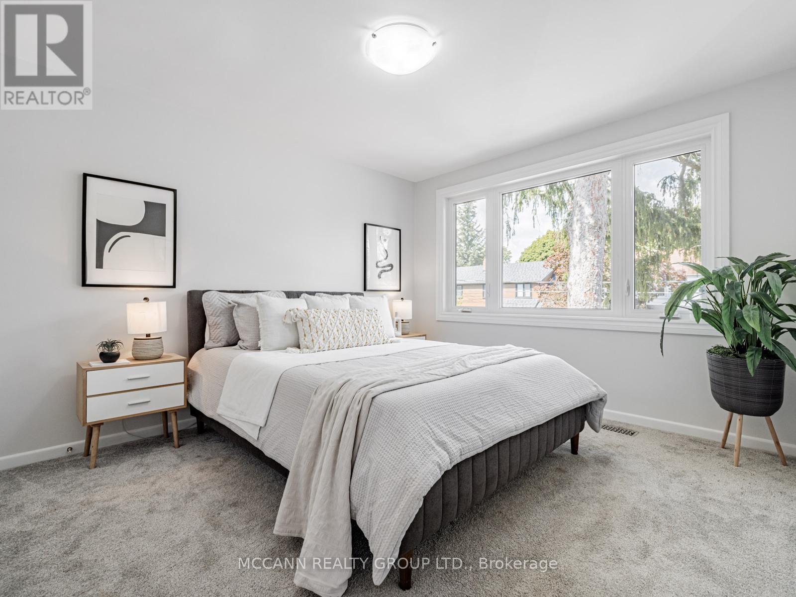 157 1/2 Roslin Avenue, Toronto, Ontario  M4N 1Z5 - Photo 16 - C12407331