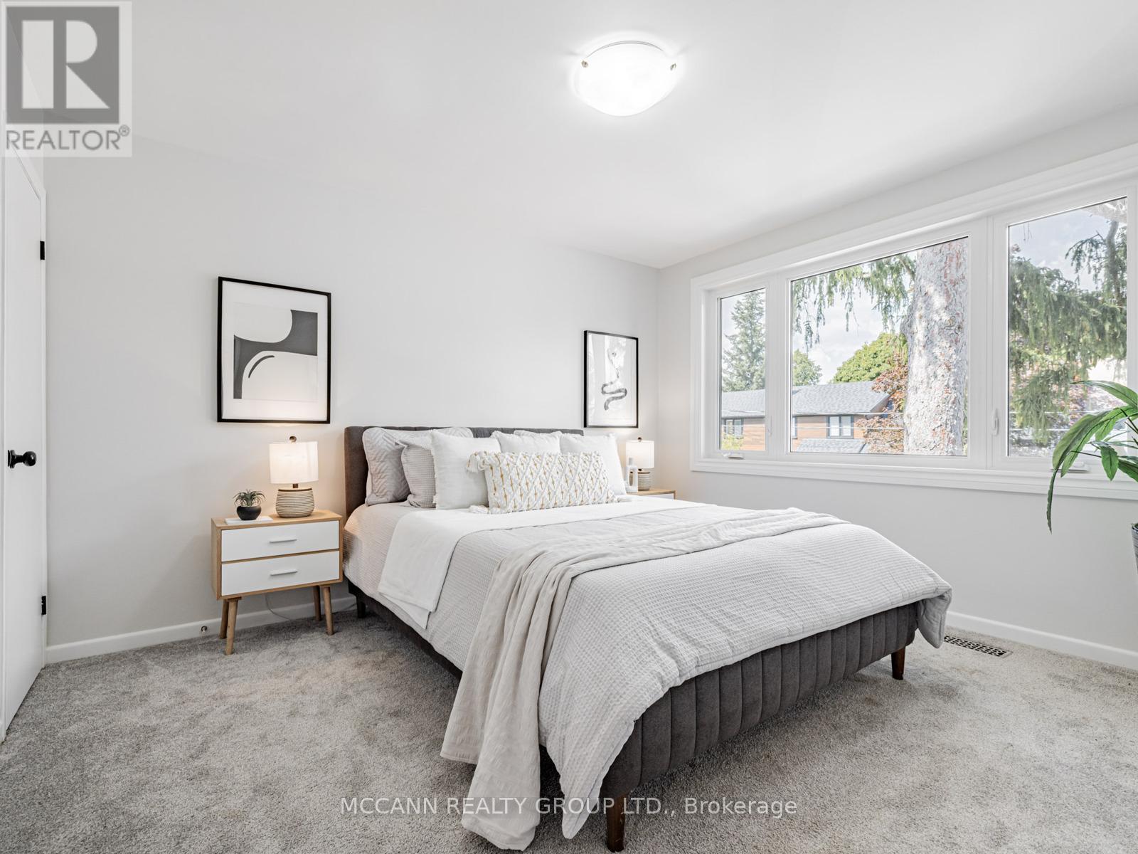 157 1/2 Roslin Avenue, Toronto, Ontario  M4N 1Z5 - Photo 17 - C12407331
