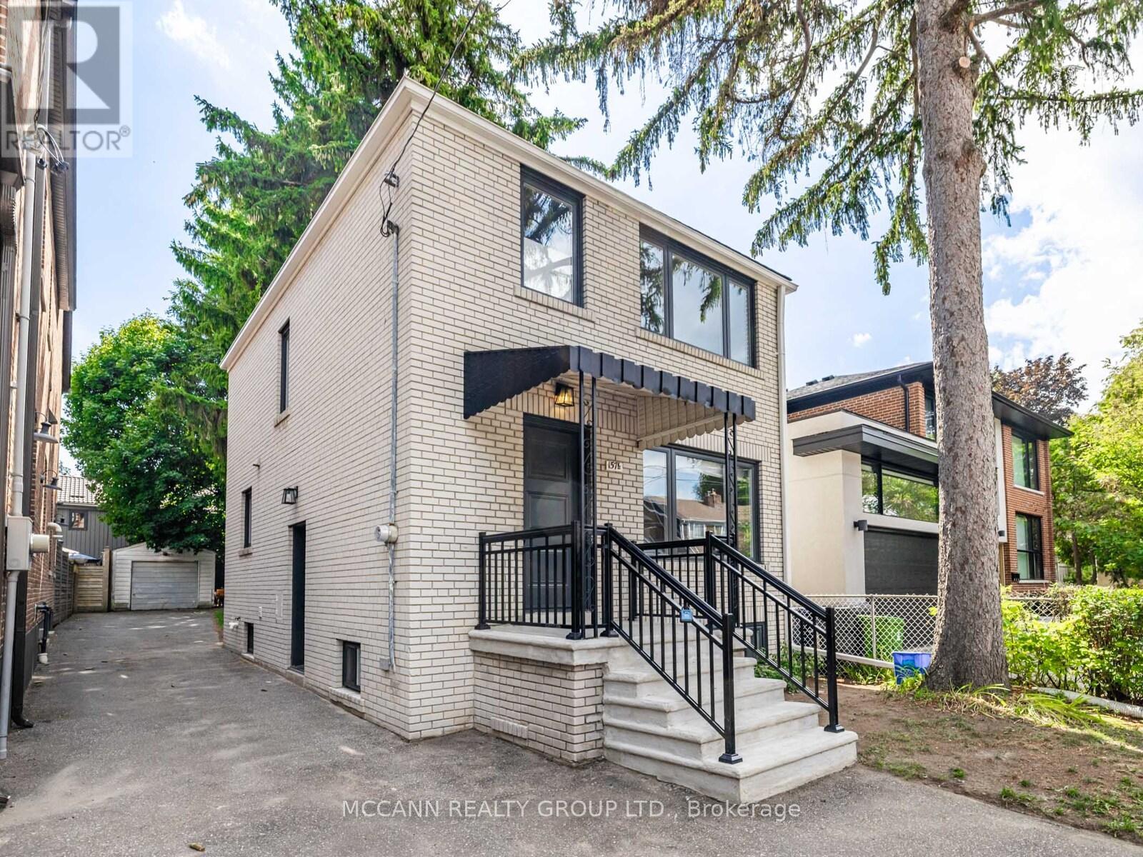 157 1/2 Roslin Avenue, Toronto, Ontario  M4N 1Z5 - Photo 2 - C12407331