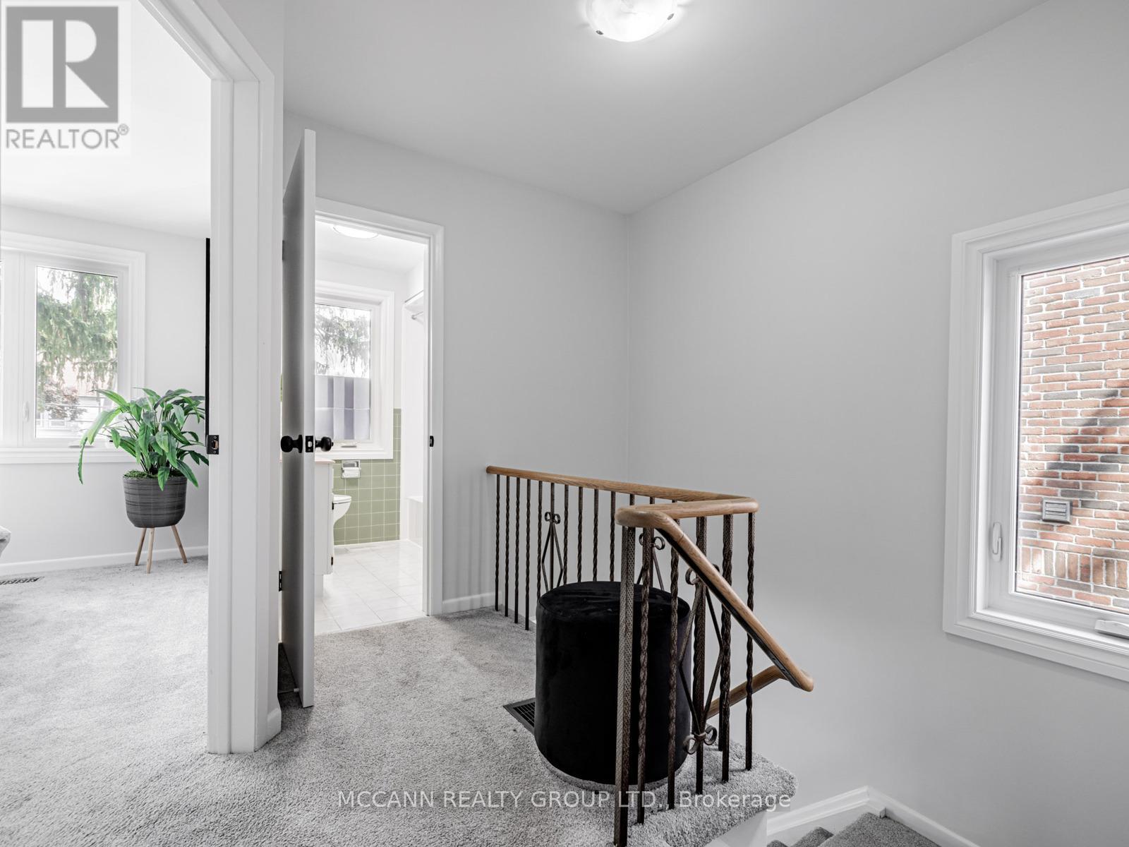 157 1/2 Roslin Avenue, Toronto, Ontario  M4N 1Z5 - Photo 21 - C12407331