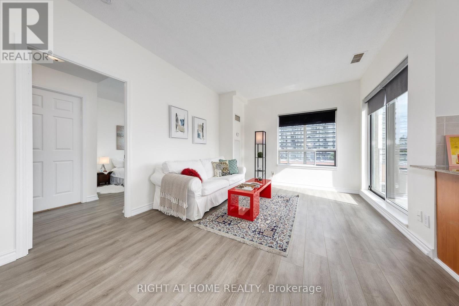 Ph3 - 5940 Yonge Street, Toronto, Ontario  M2M 4M6 - Photo 12 - C12407391