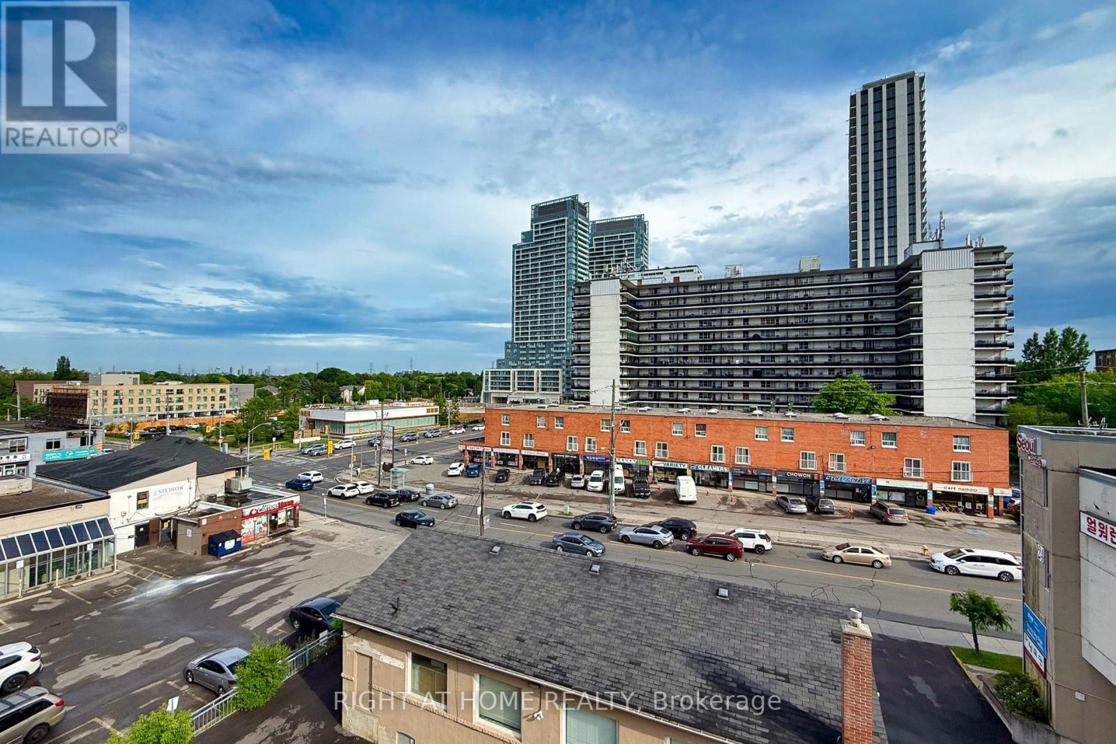 Ph3 - 5940 Yonge Street, Toronto, Ontario  M2M 4M6 - Photo 25 - C12407391