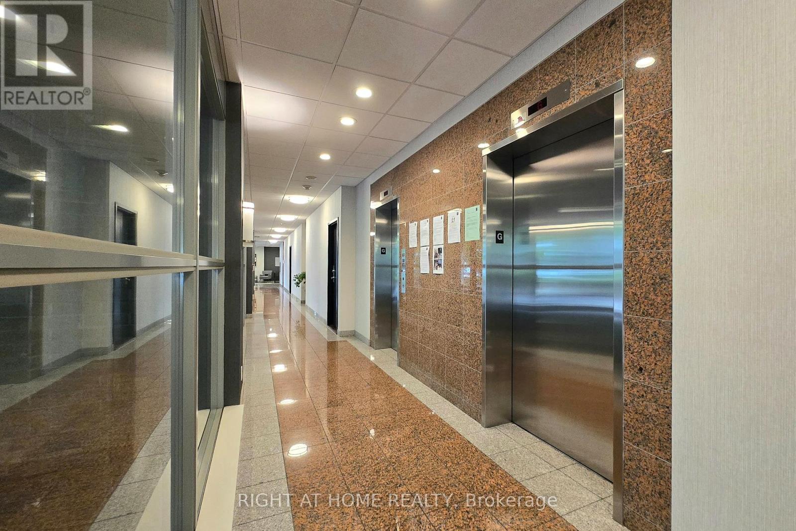 Ph3 - 5940 Yonge Street, Toronto, Ontario  M2M 4M6 - Photo 32 - C12407391